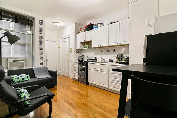 Rented by Compass | media 15