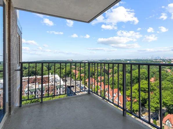 118-18 Union Tnpk image 9 of 15