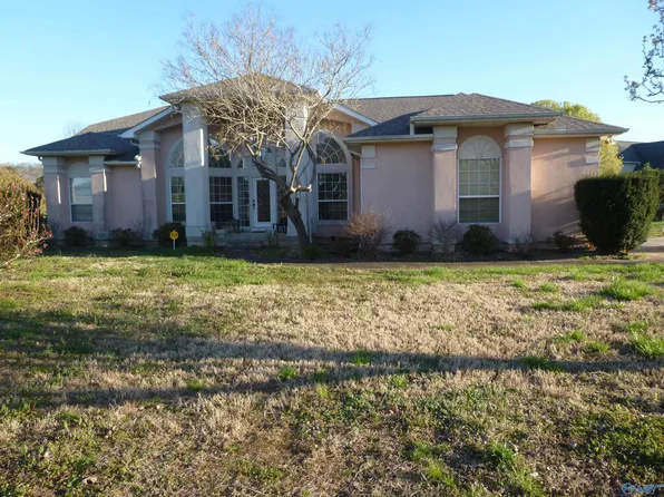 1418 68th St NW, Fort Payne, AL 35967