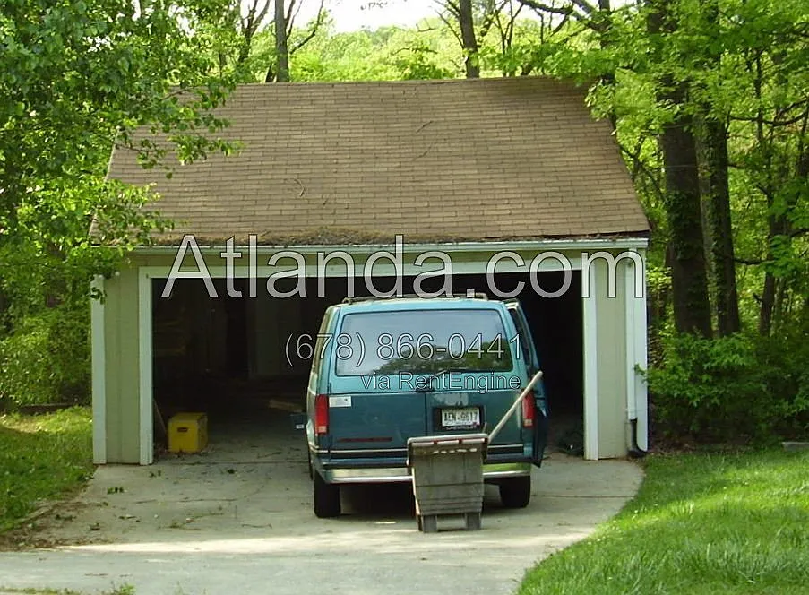 4 bed, 2.5 bath, 1800 sqft, $1,775 — Photo 4