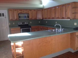 74 Atkinson St, Bellows Falls, VT 05101