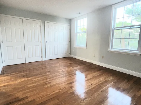 54 Newman Avenue image 11 of 22