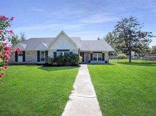 545 Elm St, Sour Lake, TX 77659