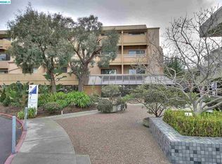 7 Embarcadero #114, Oakland, CA 94607