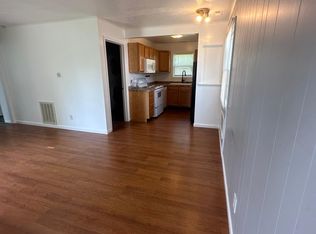 913 Sharon Dr, Jeffersonville, IN 47130