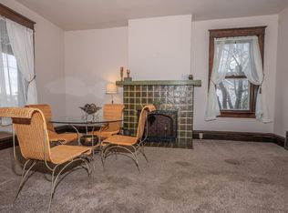 407 S 3rd St, Martins Ferry, OH 43935