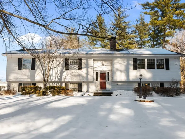 2 Vinewood Lane, Rochester, NH 03867