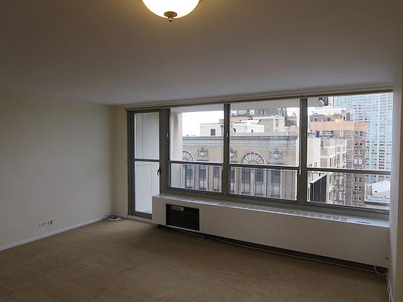 3rd image of 3550 N Lake Shore Dr APT 1608