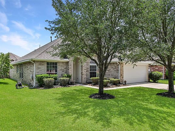 2nd image of 20523 Saddleback Chase Ln