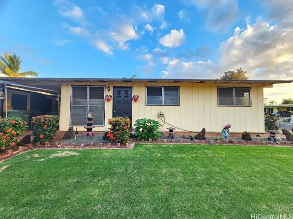 94-243 Hiwahiwa Pl, Waipahu, HI 96797