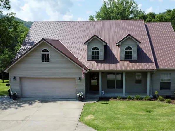 137 Gilliam St, Pikeville, KY 41501