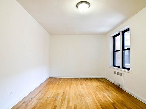 2nd image of 3989 50th St APT 3K