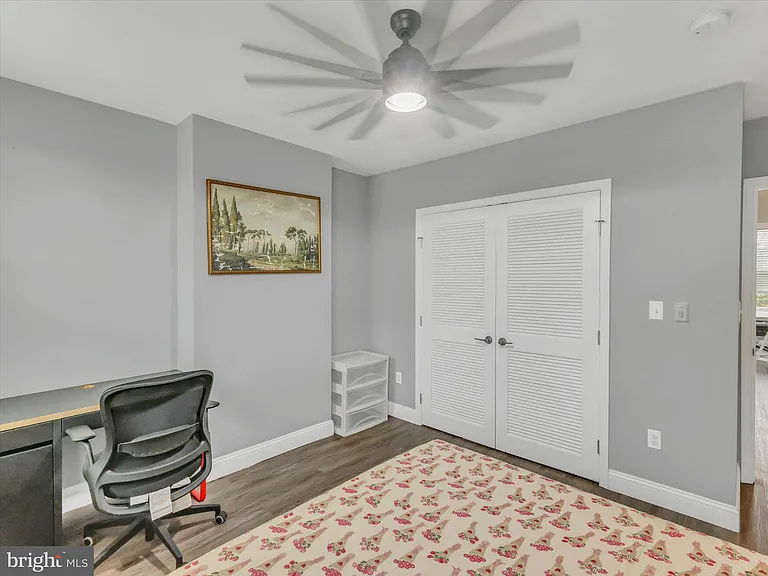 555 Presstman St — Photo 31