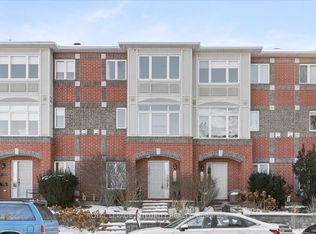 180 Clearview Ave, Ottawa, ON K1Z1B8