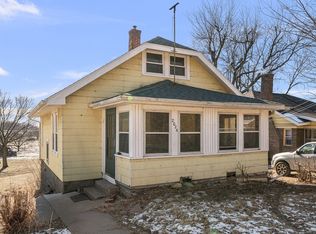 2025 S Bluff Blvd, Clinton, IA 52732