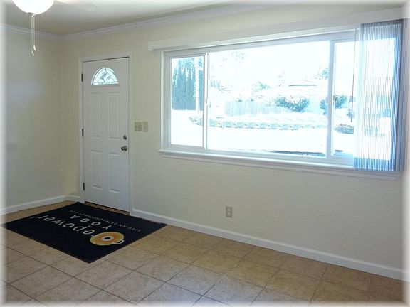 3rd image of 16710 Del Monte Ave #1