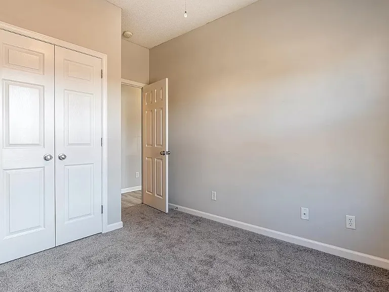 102 Tylers Cove Way — Photo 9