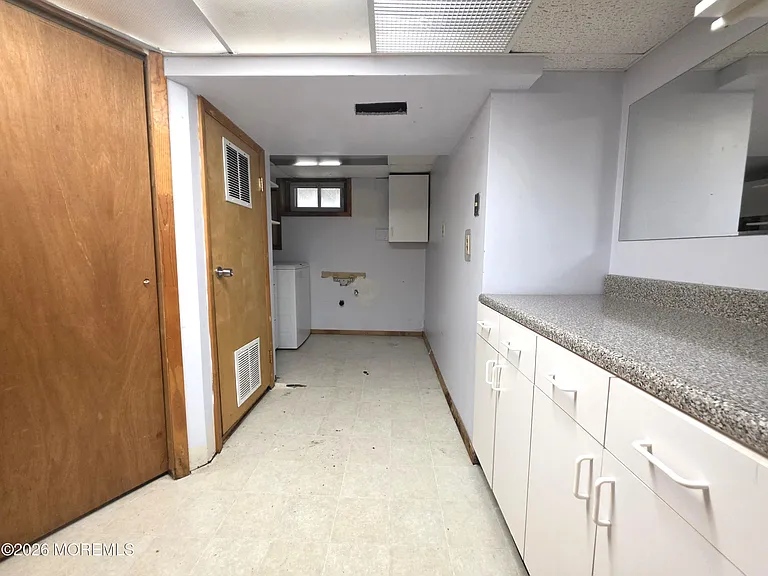 42 Richards Dr — Photo 23