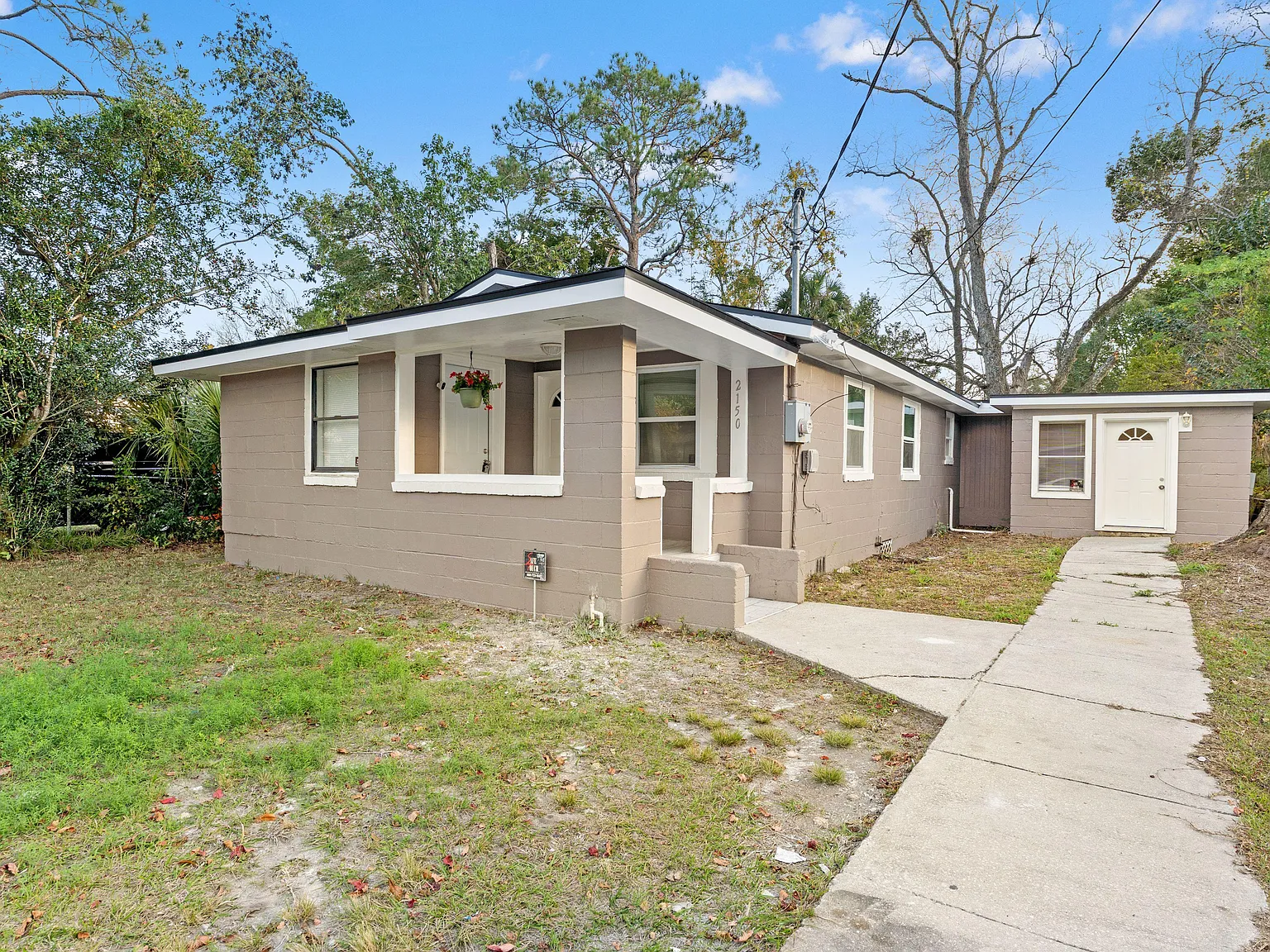 1 bed, 1.0 bath, 300 sqft, $1,230 — Photo 3