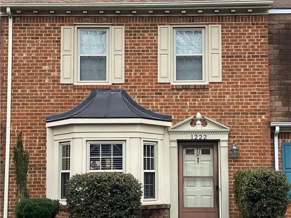 1222 Cedar Mill Sq, Chesapeake, VA 23320