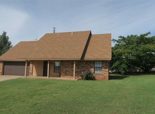 1822 S Berkshire Dr, Stillwater, OK 74074