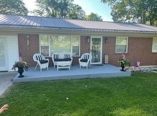 841 Grand Ave, Beattyville, KY 41311
