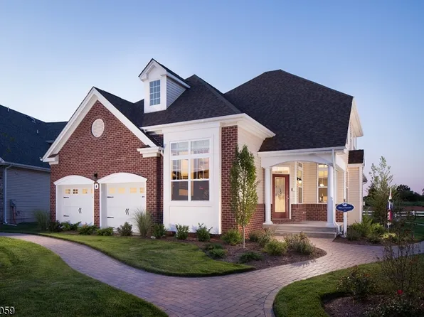 4 Leidl Cir, Hillsborough Twp., NJ 08844