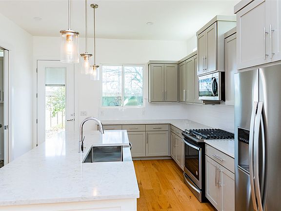 sunroom_brookswood-5-min