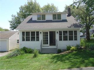32 Indianola Rd, Niantic, CT 06357