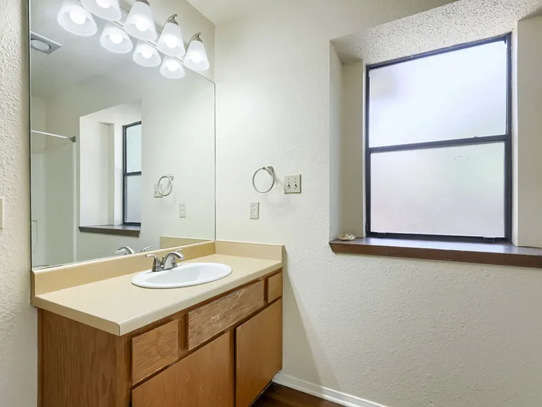 2504 Howellwood Way #A — Photo 10