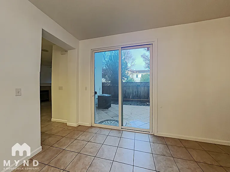 99 W Brilloso Ln — Photo 6