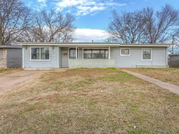 643 E 51st Pl N, Tulsa, OK 74126