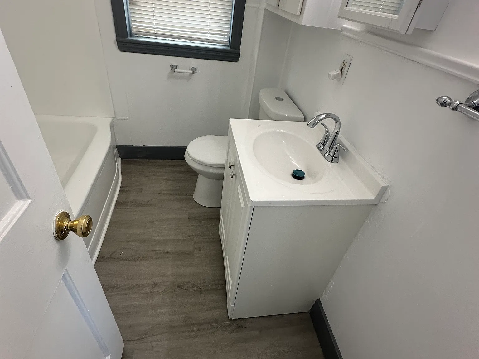 2 bed, 800 sqft, $1,400 — Photo 3