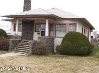 610 S Wapato Ave, Wapato, WA 98951