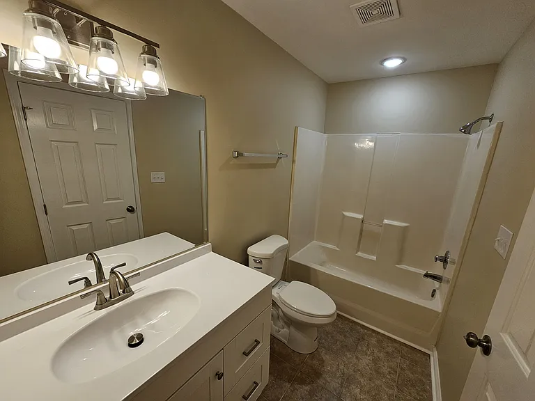 1802 Barberry Dr — Photo 22