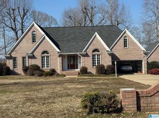 370 Jake Dr, Sylacauga, AL 35151