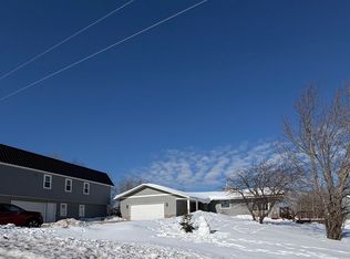 21524 Massie Rd, Chassell, MI 49916