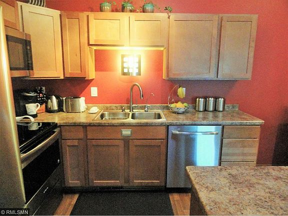 4th image of 8627 N Zinnia Way