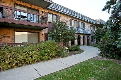 1st image of 8000 Woodglen Ln APT 104