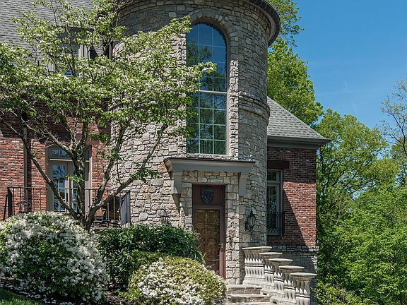 3rd image of 4943 Tyne Valley Blvd