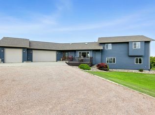 2670 Wildhorse Dr, Rapid City, SD 57703