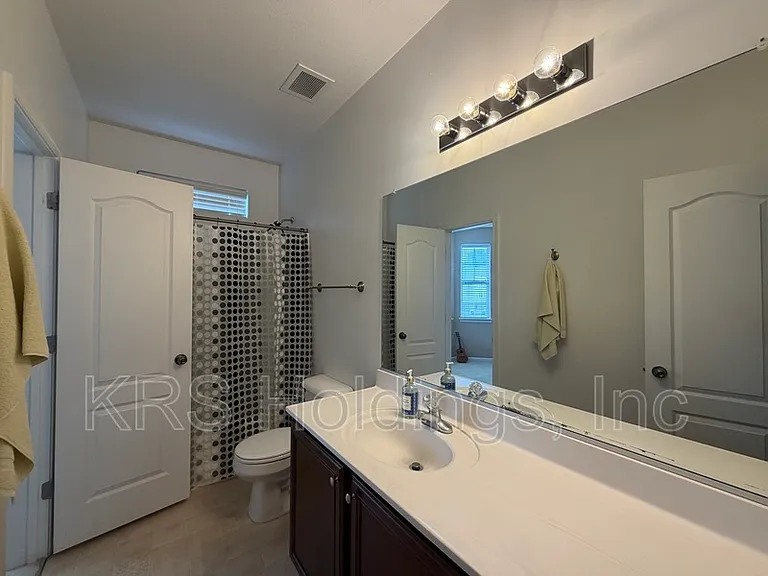 713 Windy Way #103 — Photo 12