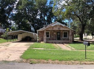 500 S 5th St, Clinton, OK 73601