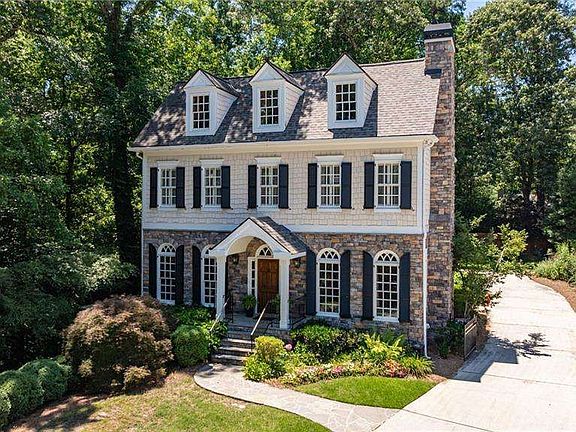 2nd image of 3014 Greendale Dr NW