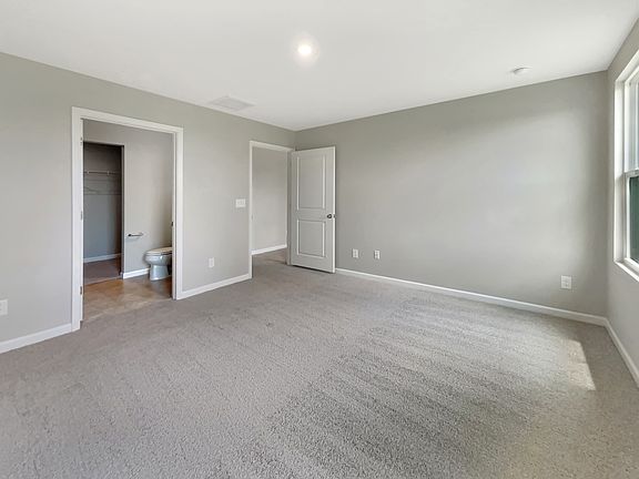 3rd image of 1832 Belle Arbor Dr