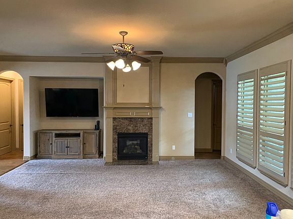 4th image of 1304 Brynlee Ln