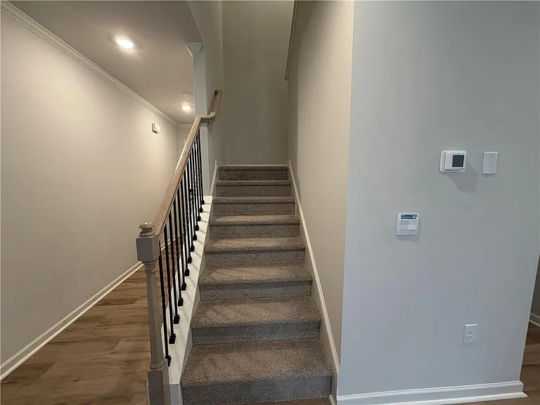 36 Berryville Dr — Photo 6