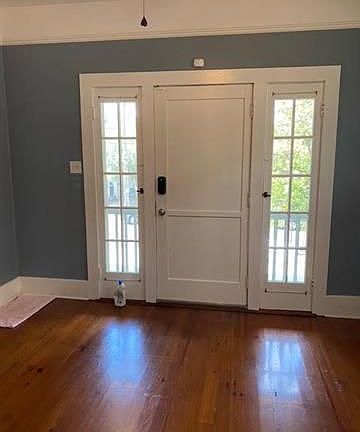 2nd image of 3049 Grand Ave