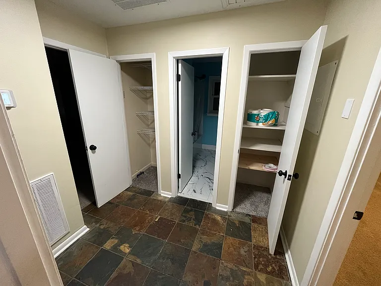 1208 Wentworth Pl — Photo 10