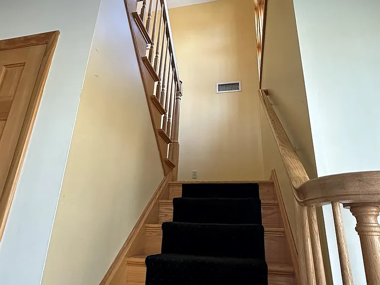 1055 Bruynswick Rd — Photo 33